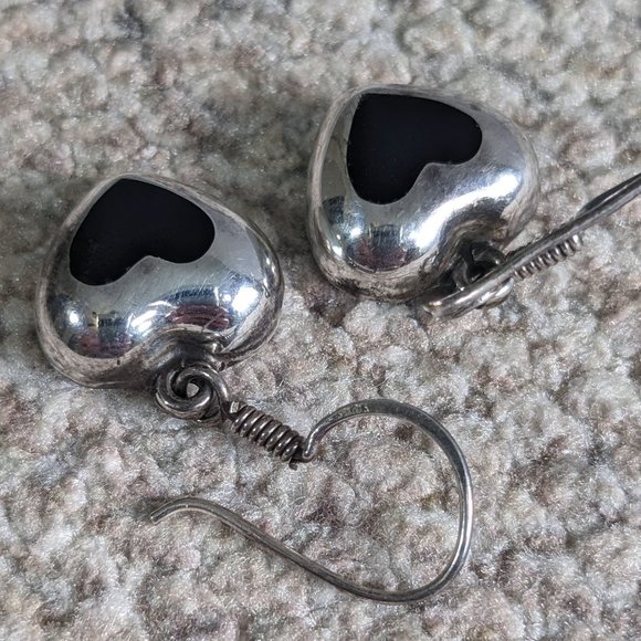 Vintage Mexican Taxco Sterling Silver Heart Charm Earrings with Black Onyx Inlay - Picture 7 of 9